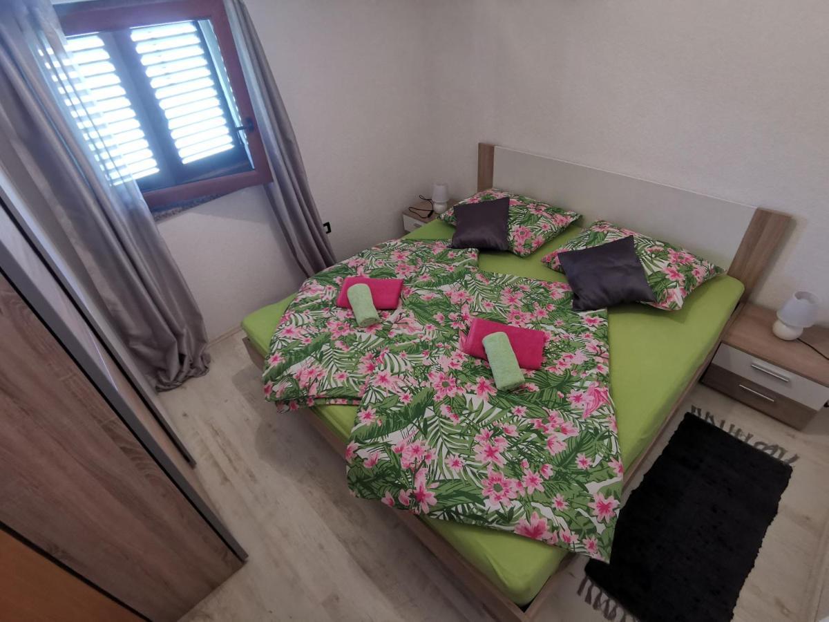 Haus Cataleya Apartman Umag Kültér fotó