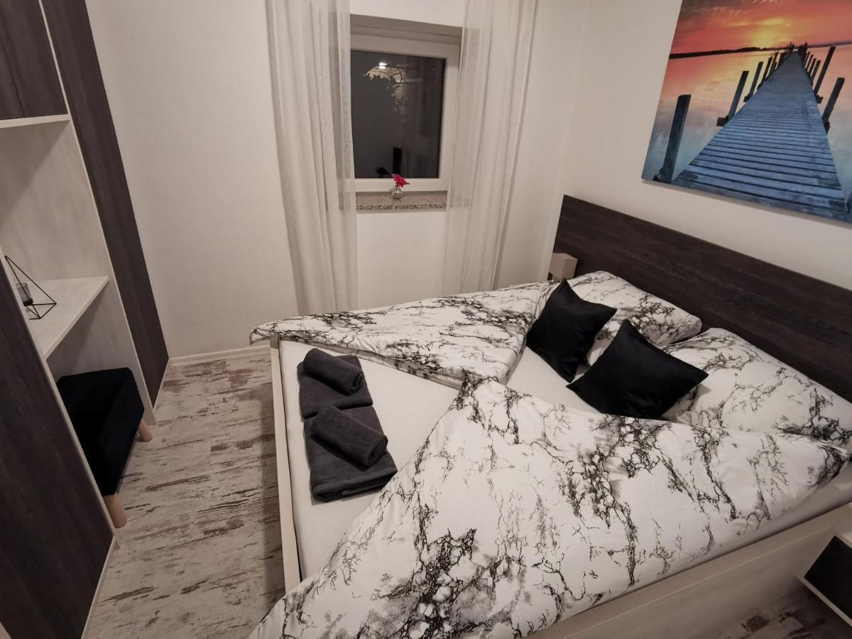 Haus Cataleya Apartman Umag Kültér fotó