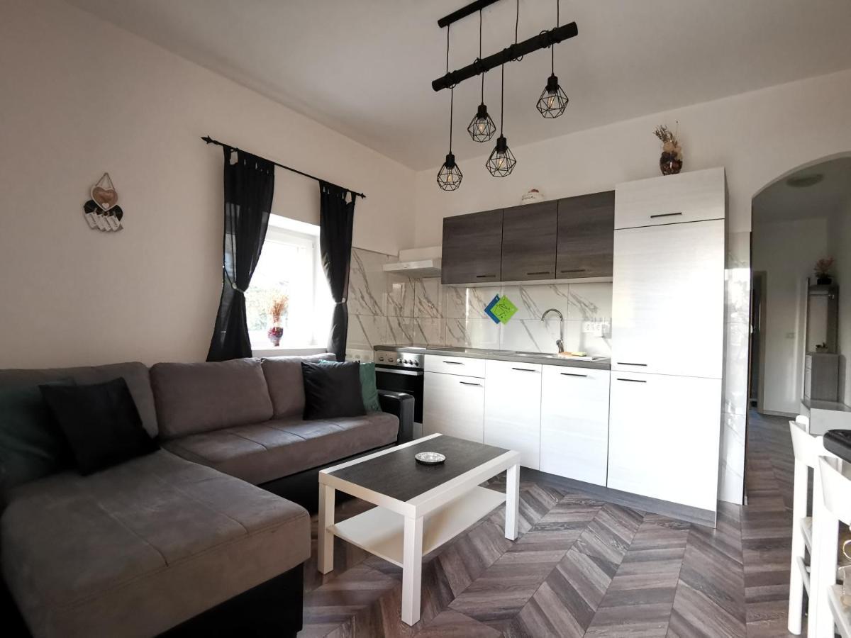 Haus Cataleya Apartman Umag Kültér fotó